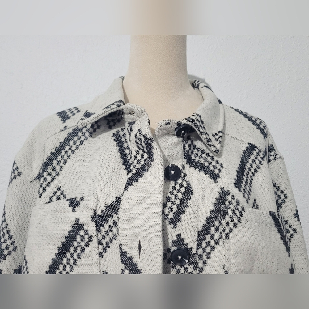 Maurices Aztec Shacket Jacket Women’s Large Cream Black Western Boho Wool Blend - Picture 3 of 14